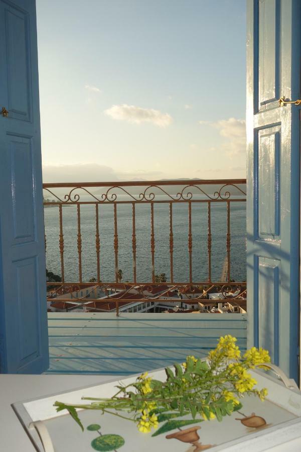 Panoramic View Apartment Poros Town Exterior photo